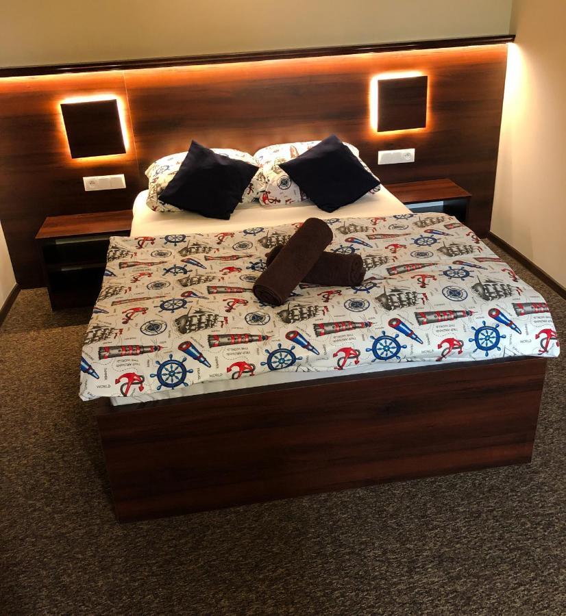Dom Wczasowy Pod Zegarem Leba Bagian luar foto