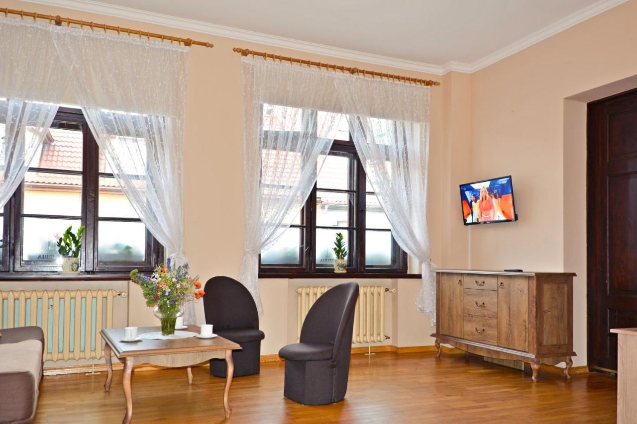 Dom Wczasowy Pod Zegarem Leba Bagian luar foto